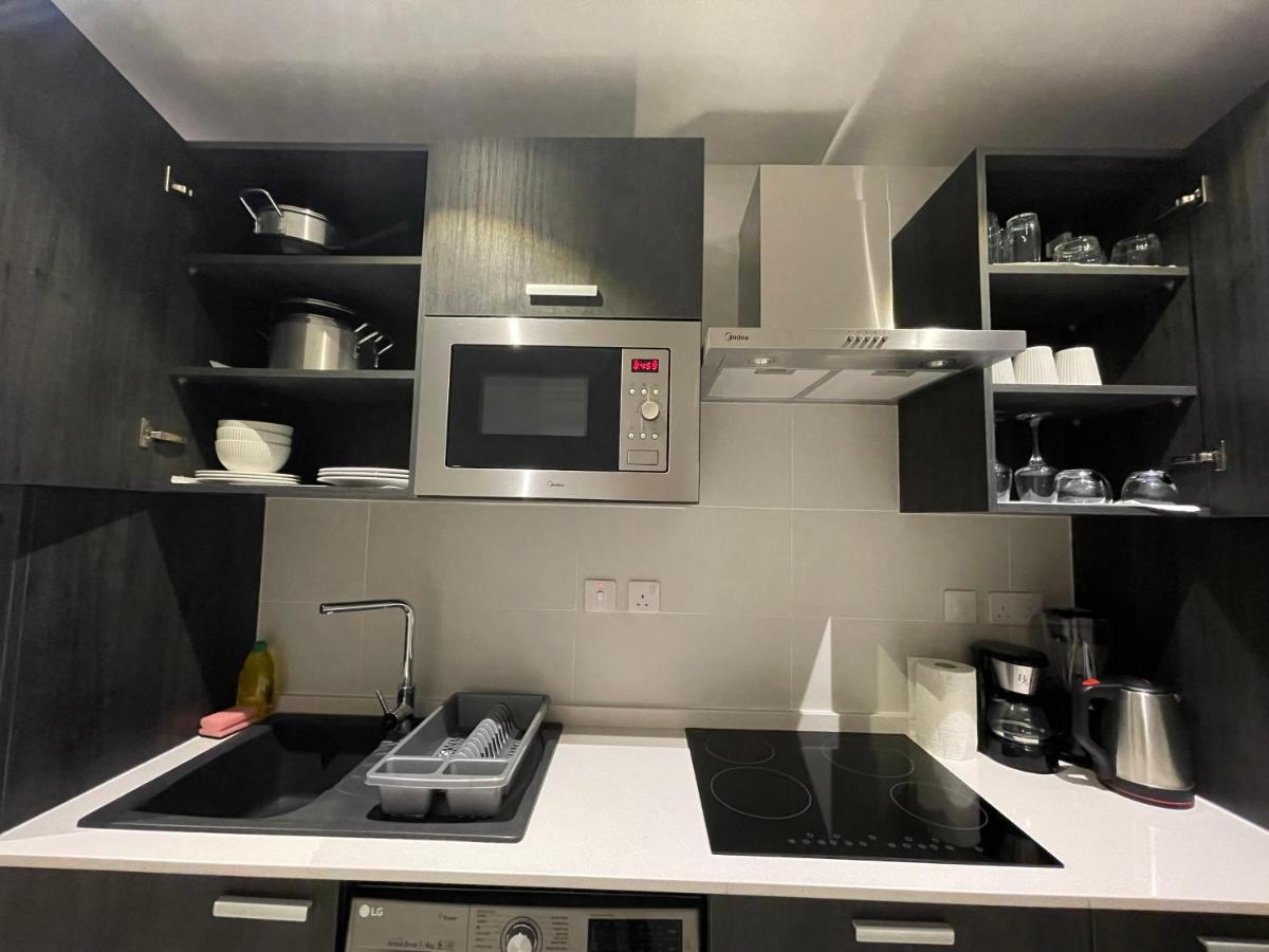 The Lennox Luxury Suites & Apartments Accra Ngoại thất bức ảnh