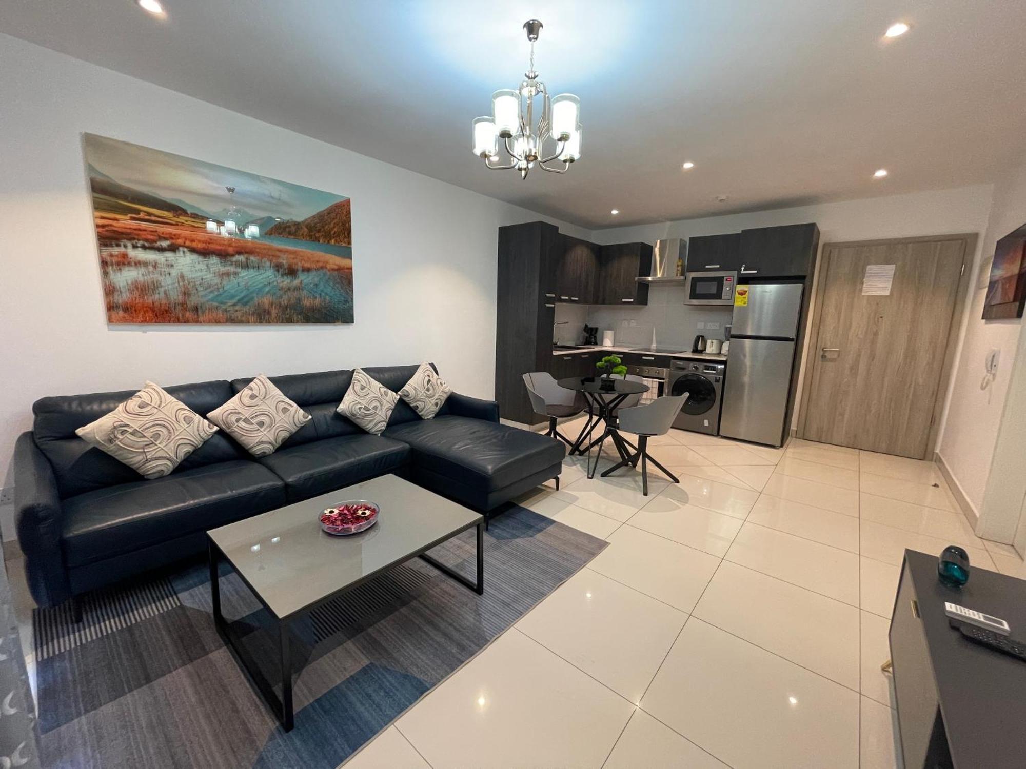 The Lennox Luxury Suites & Apartments Accra Ngoại thất bức ảnh