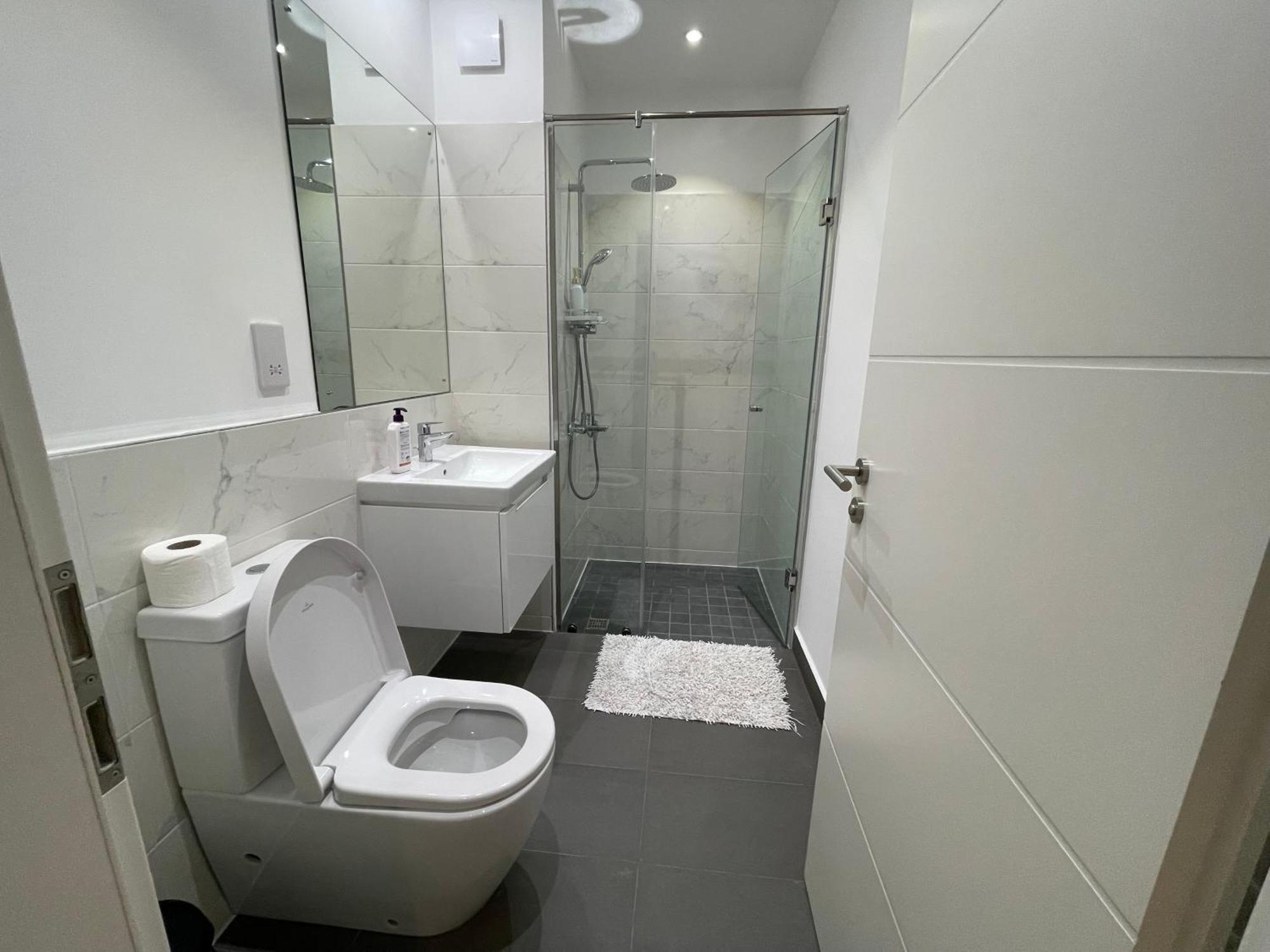 The Lennox Luxury Suites & Apartments Accra Ngoại thất bức ảnh